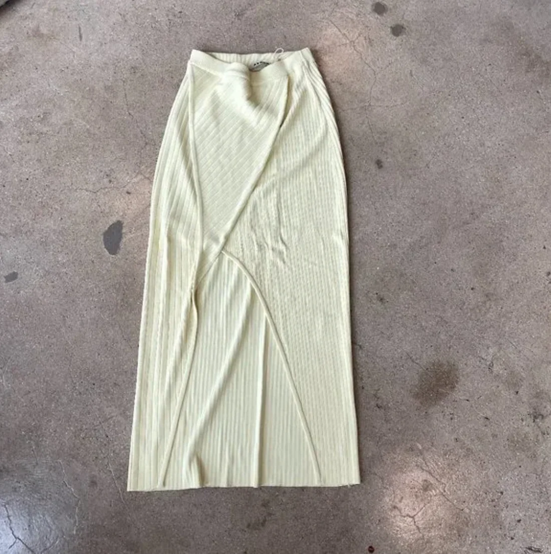 Aeron Maxi Skirt - Image 2