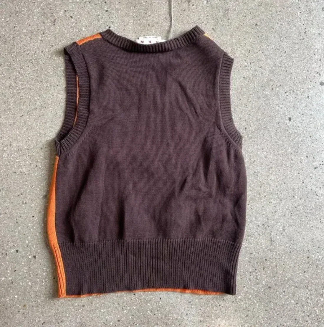 Marni Orange & Brown Logo V-Neck Sweater - Image 5