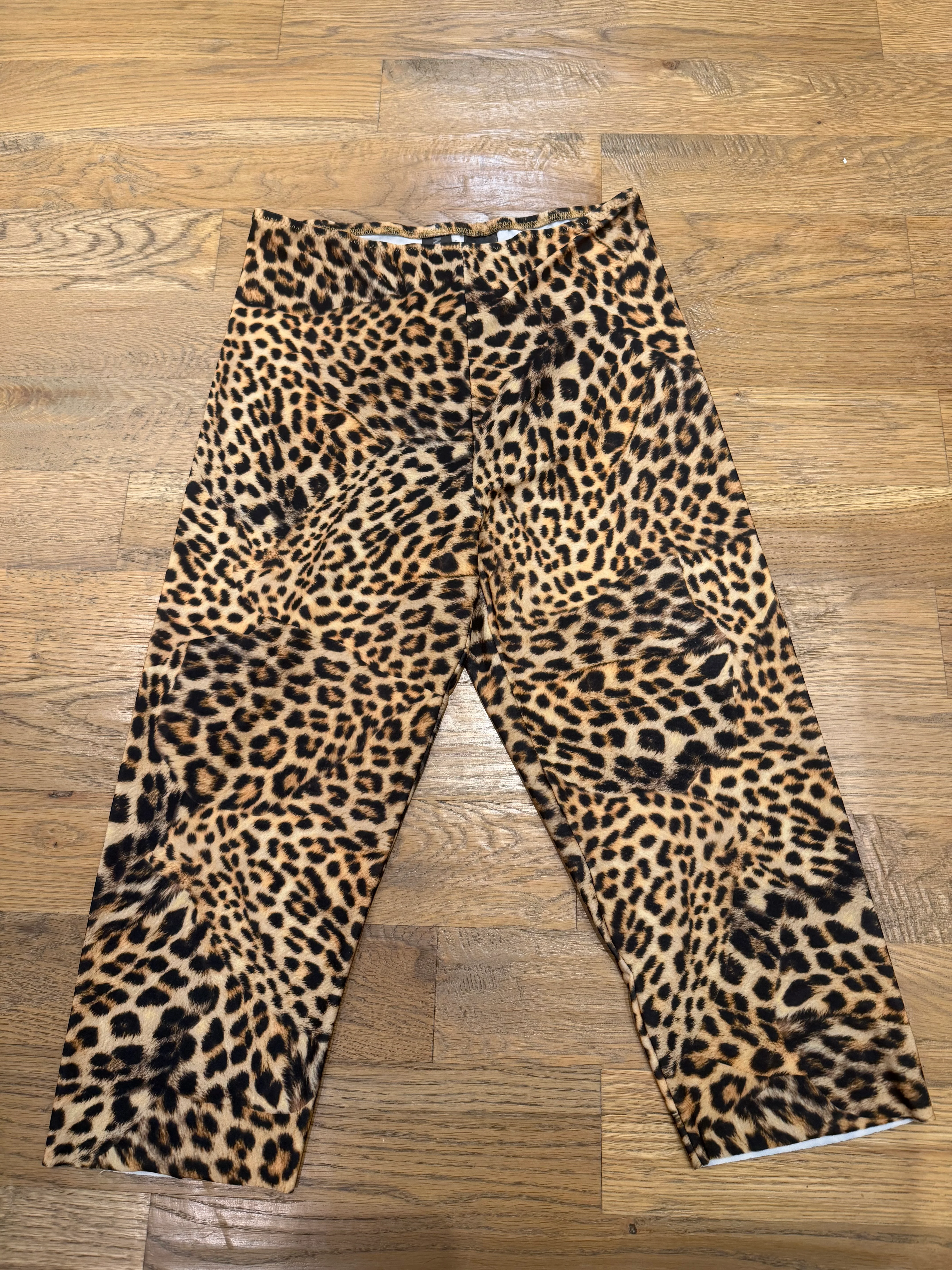 Norma Kamali Cheetah Capri Legging - Image 3